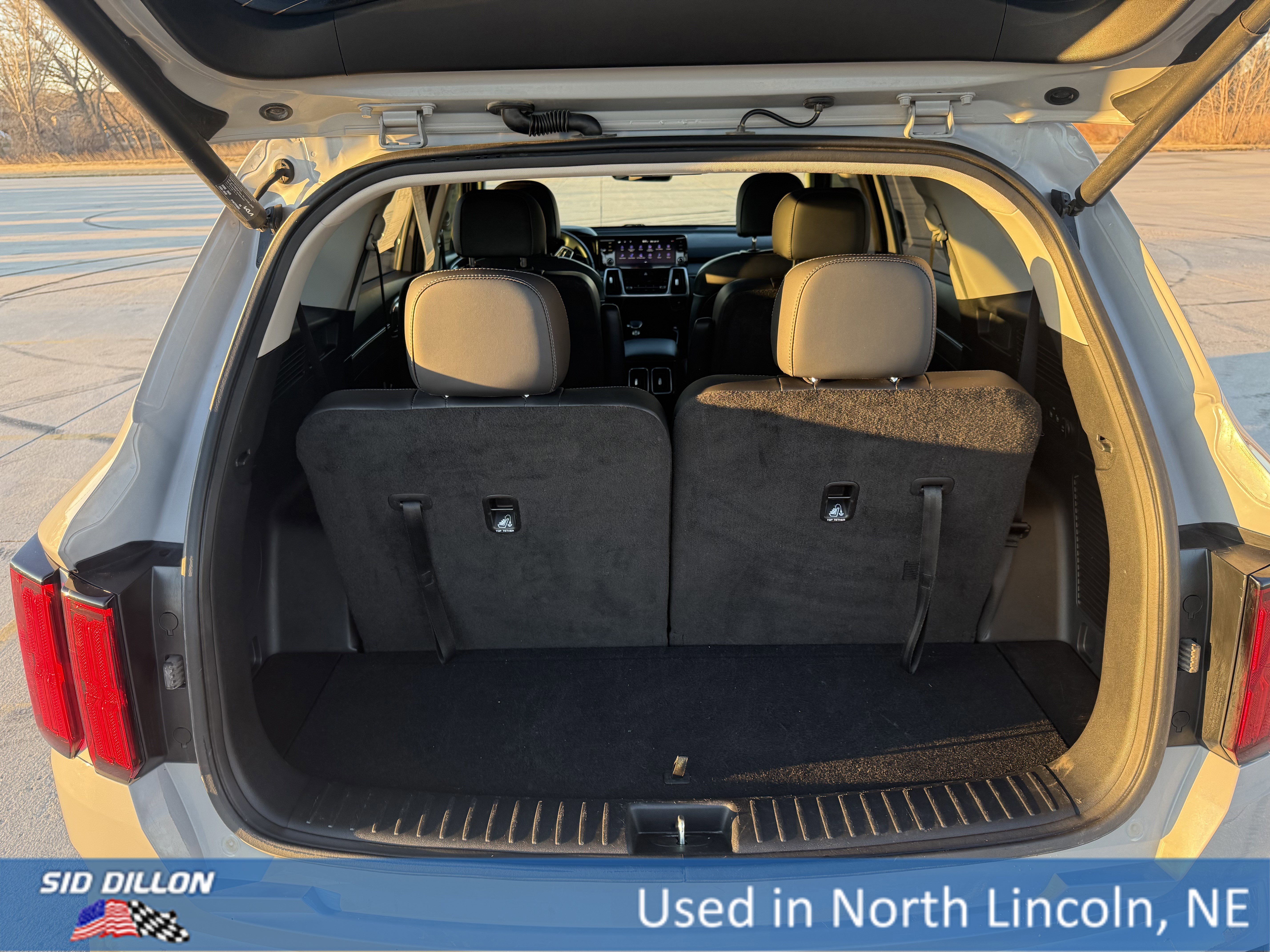 Used 2023 Kia Sorento SX image 6