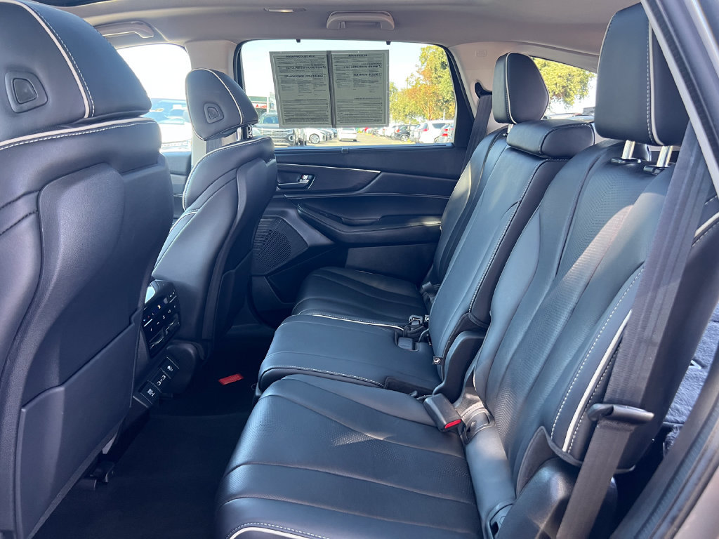 Certified 2023 Acura MDX w/ Advance Package AWD/4WD image 25