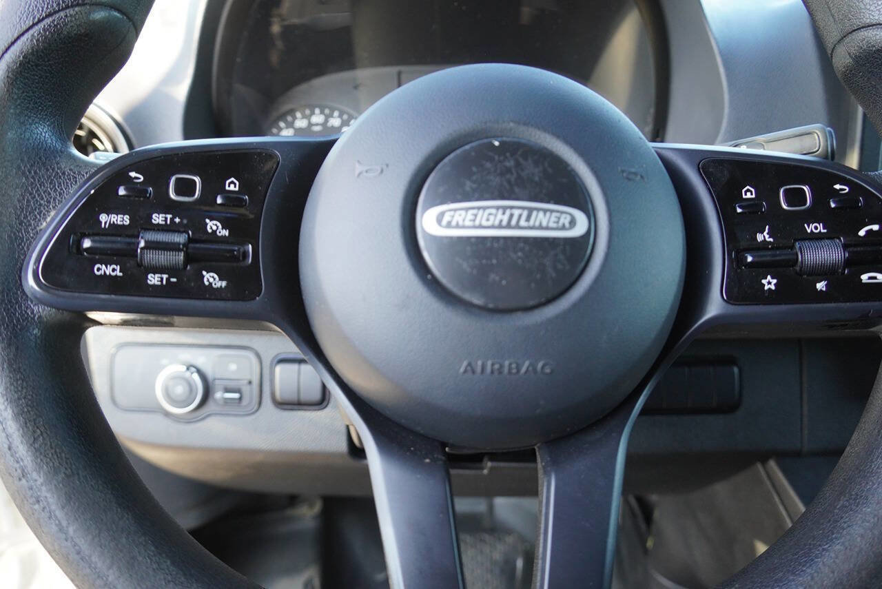 Used 2020 Freightliner Sprinter 2500 RWD image 13