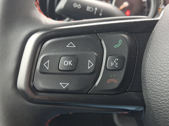 Used 2024 Jeep Gladiator Rubicon w/ Technology Group AWD/4WD image 21
