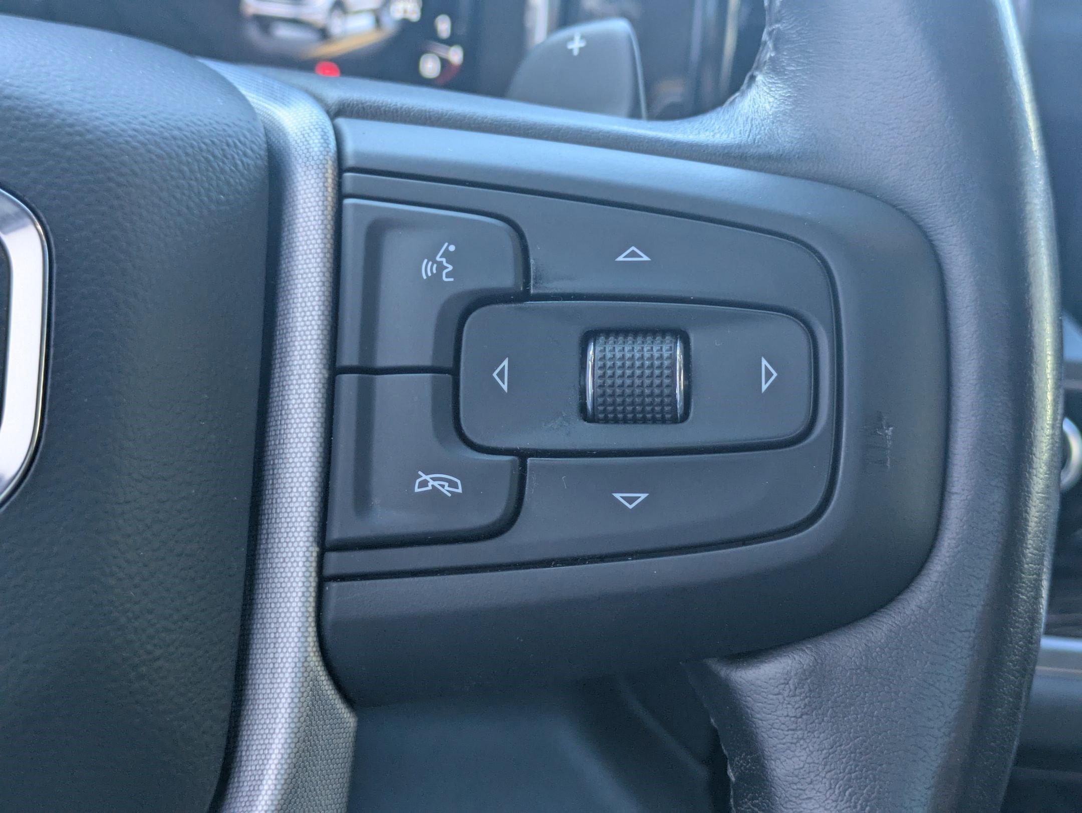 Used 2022 GMC Sierra 1500 Elevation image 17