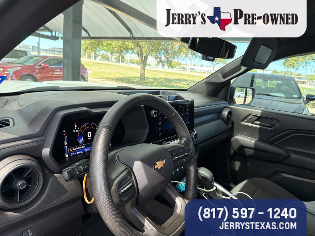 Used 2023 Chevrolet Colorado W/T w/ Advanced Trailering Package AWD/4WD image 8