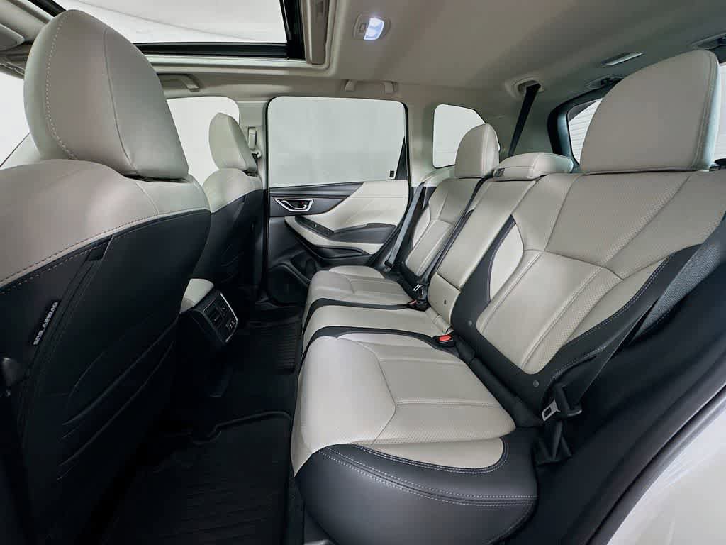 Used 2023 Subaru Forester Limited image 14