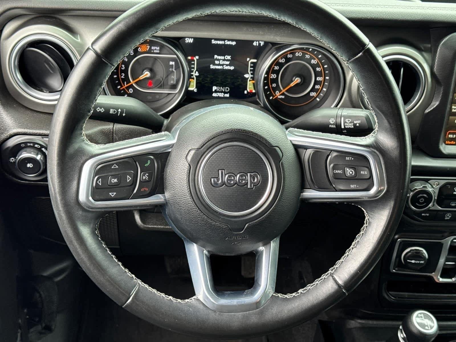 Used 2022 Jeep Wrangler Unlimited Sahara AWD/4WD image 15