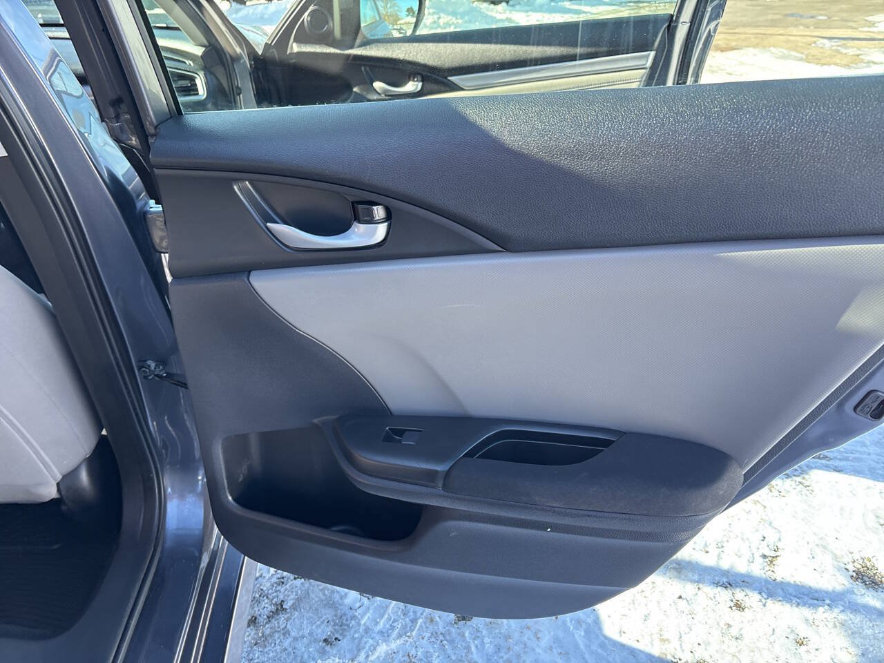 Used 2018 Honda Civic EX-T image 23