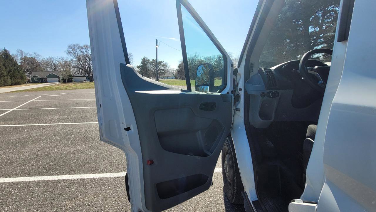 Used 2018 Ford Transit 350 148 High Roof Extended image 12