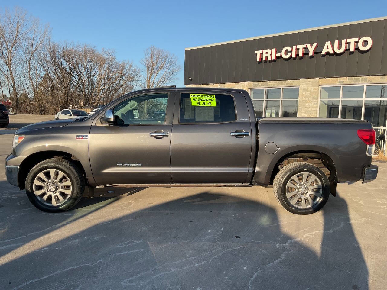 Used 2013 Toyota Tundra Platinum image 3