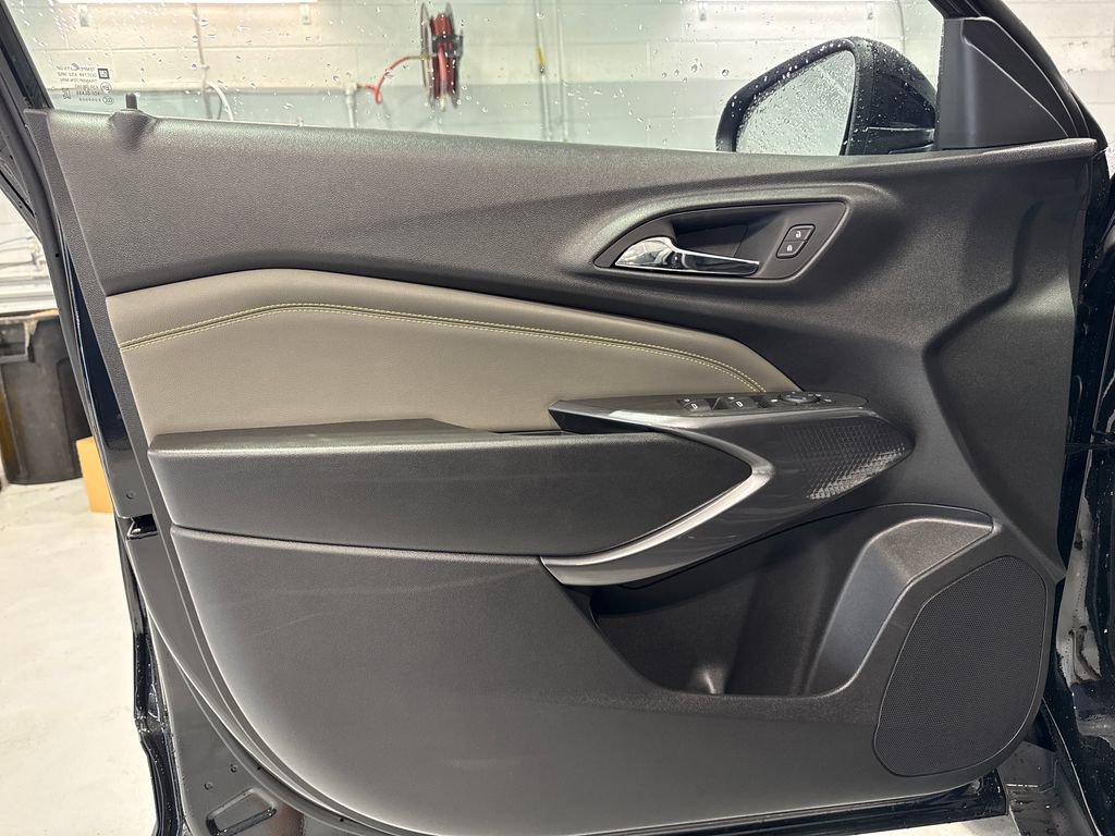 New 2026 Chevrolet Trax ACTIV FWD image 29