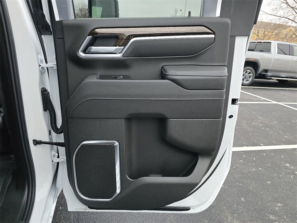 New 2026 GMC Sierra 3500 SLE image 28
