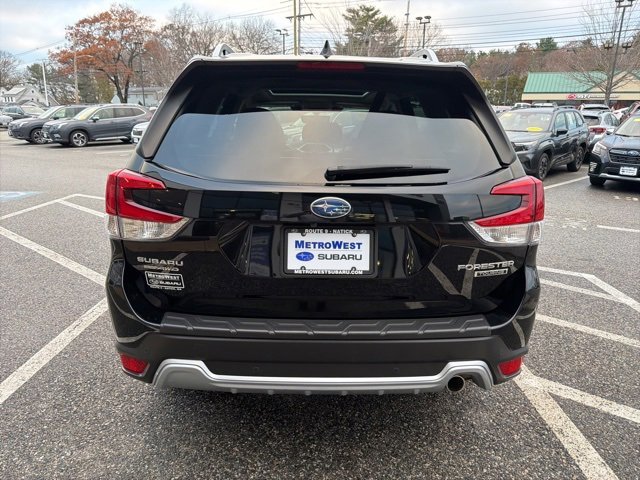 Used 2023 Subaru Forester Touring image 6