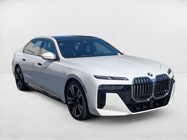 New 2026 BMW 750e xDrive w/ Premium Package image 6