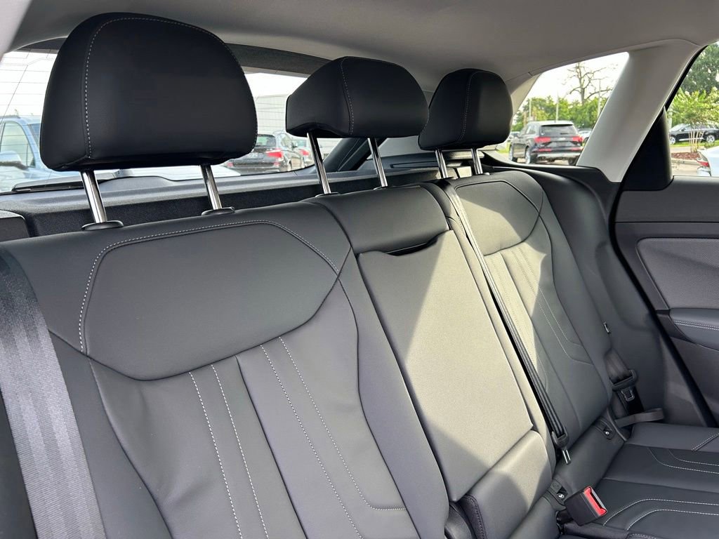 New 2026 Audi Q3 quattro 2.0T AWD/4WD image 43