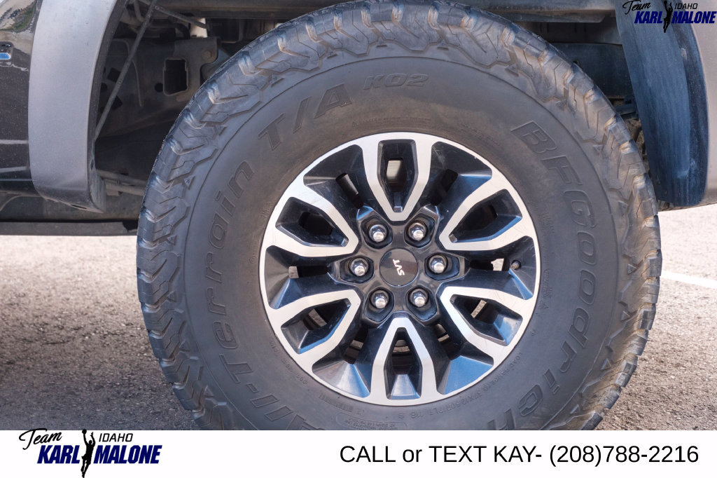 Used 2013 Ford F150 Raptor w/ SVT Exterior Graphics Pkg AWD/4WD image 12