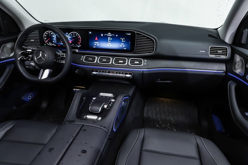 New 2026 Mercedes-Benz GLS 450 4MATIC image 8