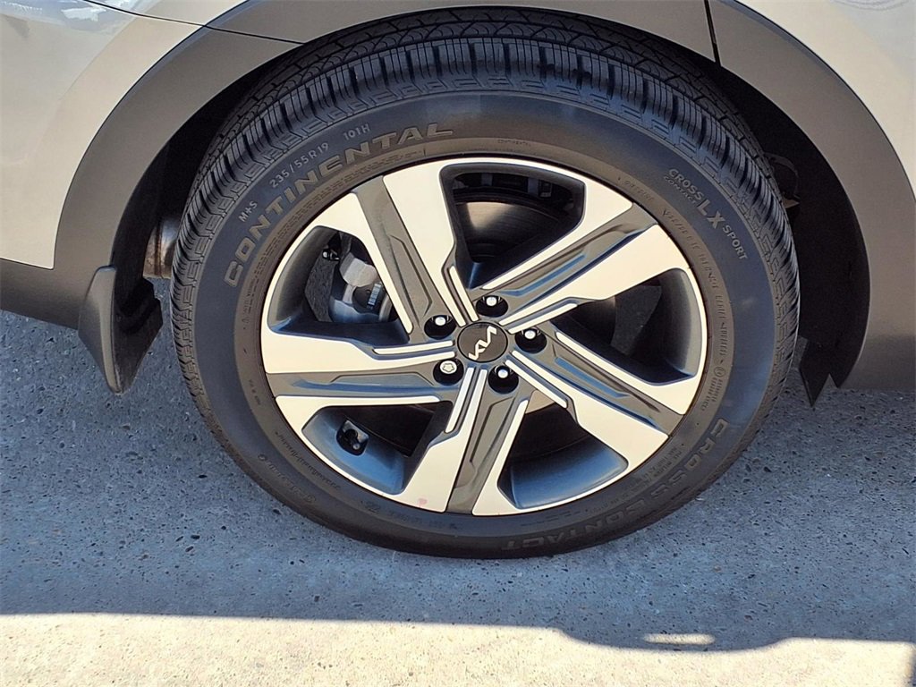 Certified 2024 Kia Sorento SX Prestige image 9