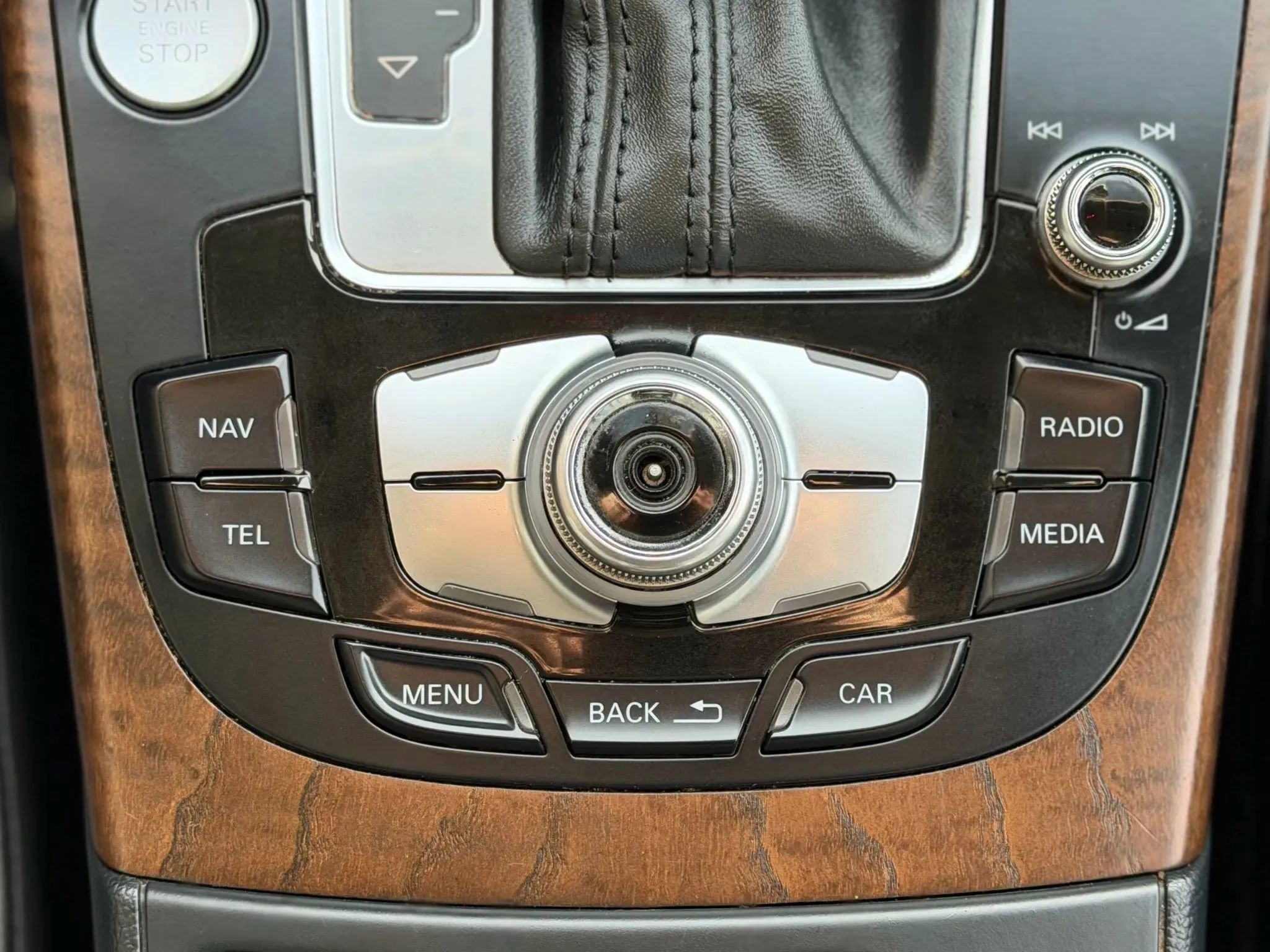 Used 2015 Audi A4 Premium Plus w/ Technology Package image 19