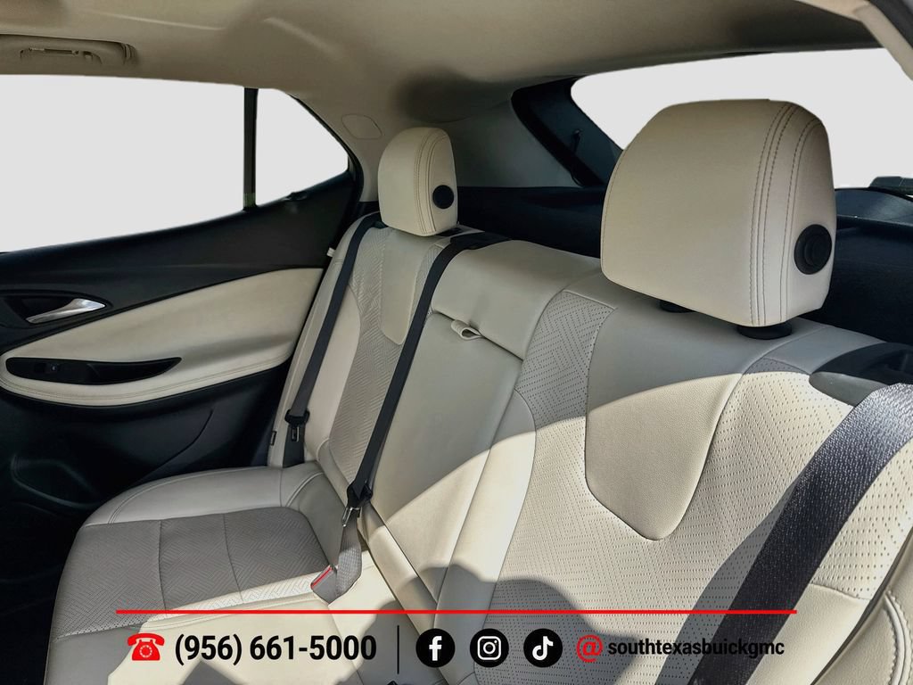 Used 2023 Buick Encore GX Essence w/ Experience Buick Package FWD image 23