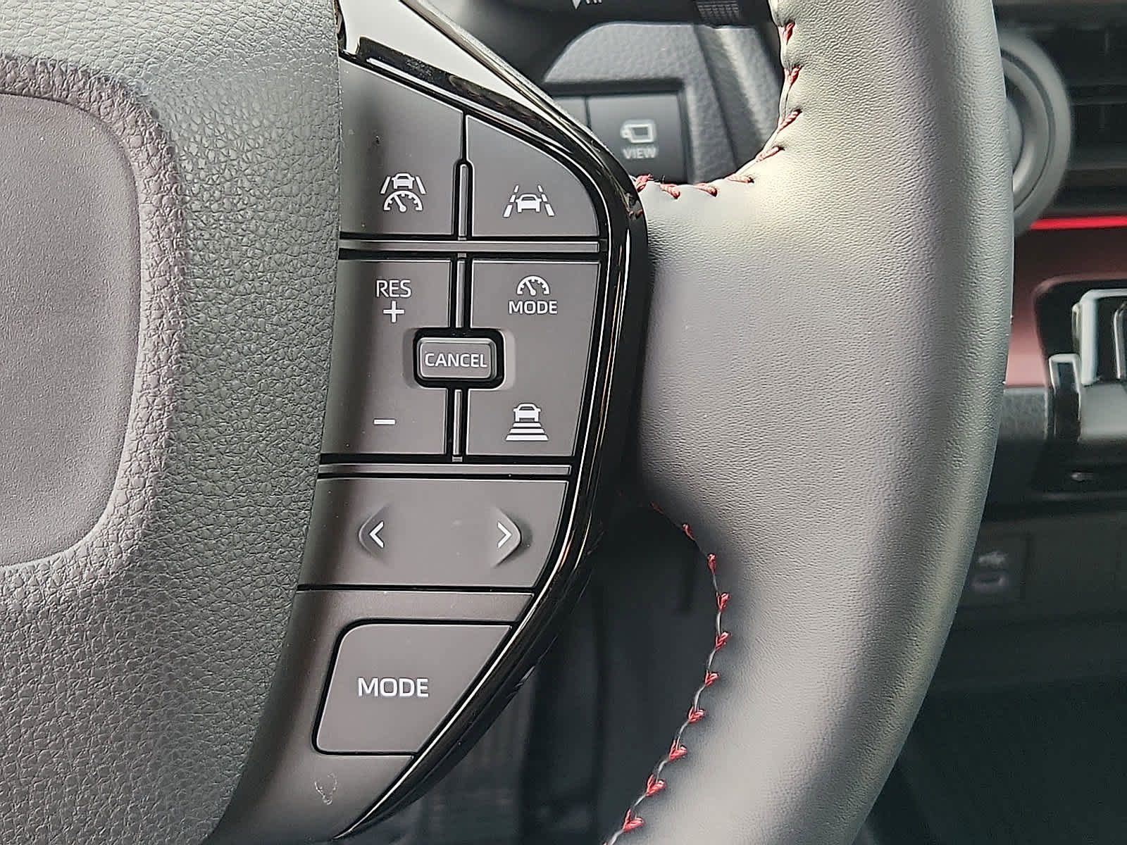 Used 2025 Toyota Prius Plug-In Hybrid w/ Limited Premium Package image 23