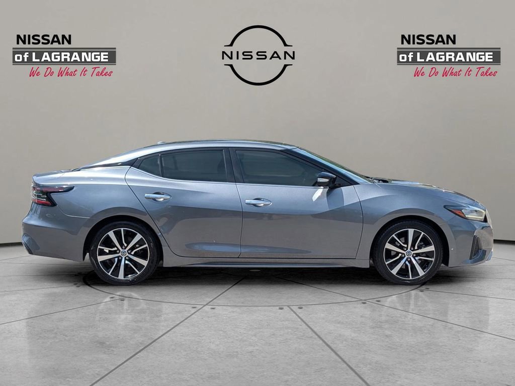 Used 2022 Nissan Maxima SV w/ Floor Mat Group FWD image 4