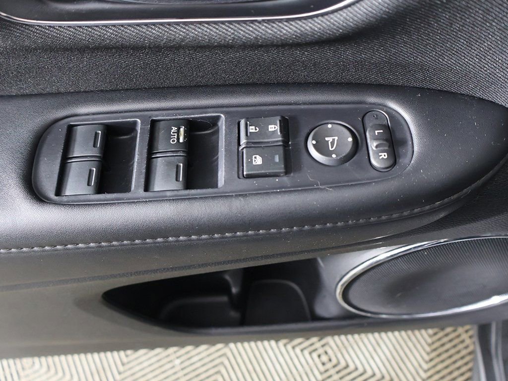 Used 2022 Honda HR-V EX image 35