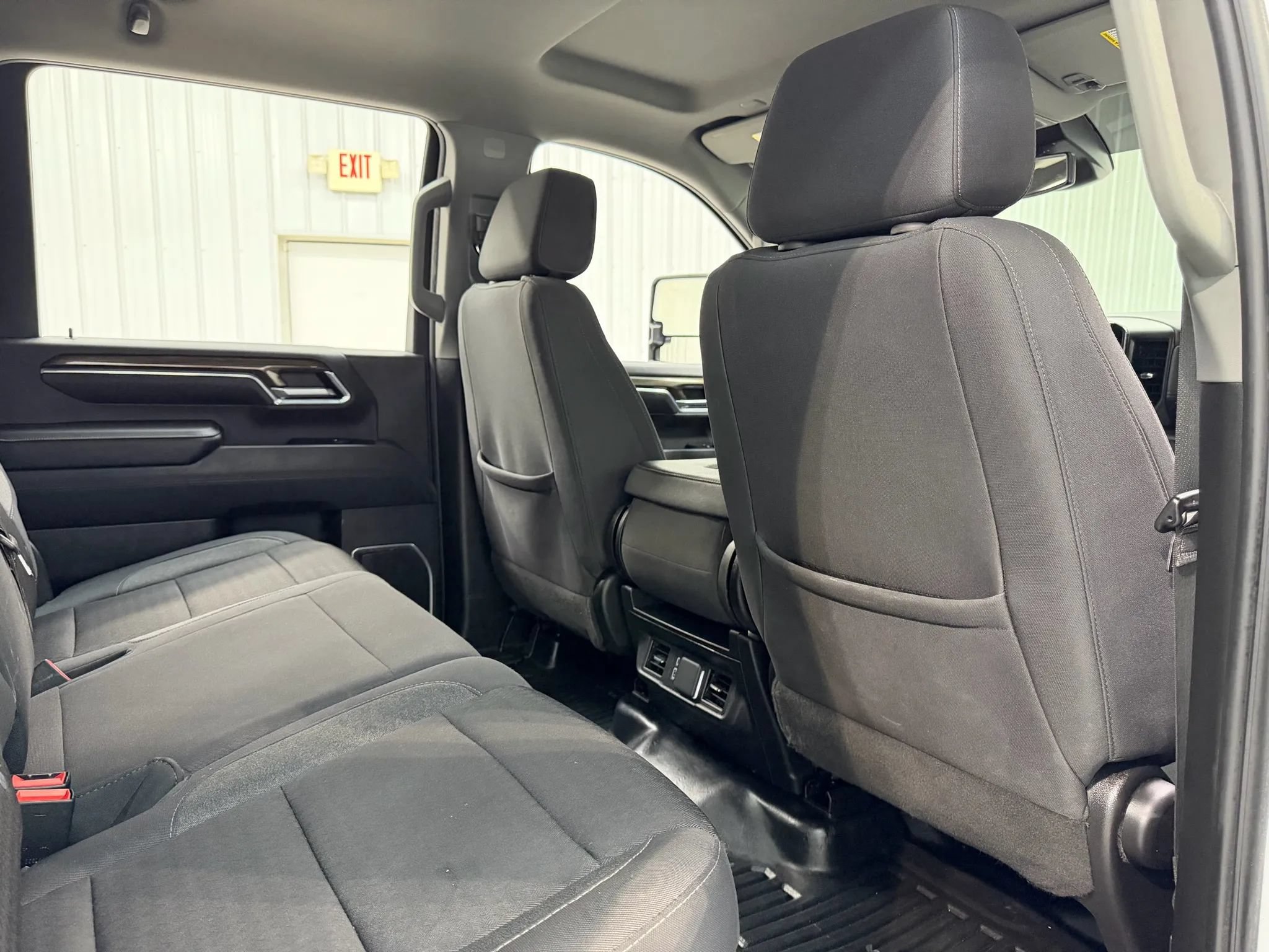 Used 2024 Chevrolet Silverado 2500 LT w/ Convenience Package AWD/4WD image 18