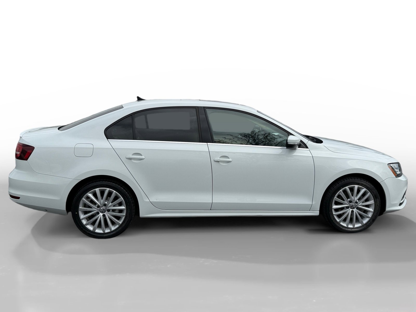 Used 2016 Volkswagen Jetta SEL w/ Lighting Package FWD image 6