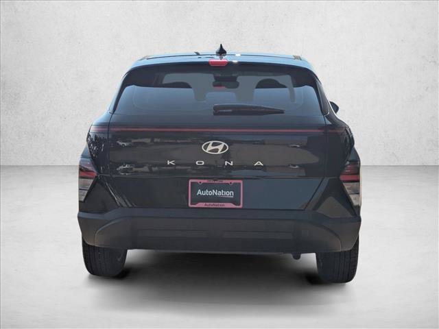 New 2027 Hyundai Kona SE FWD image 8