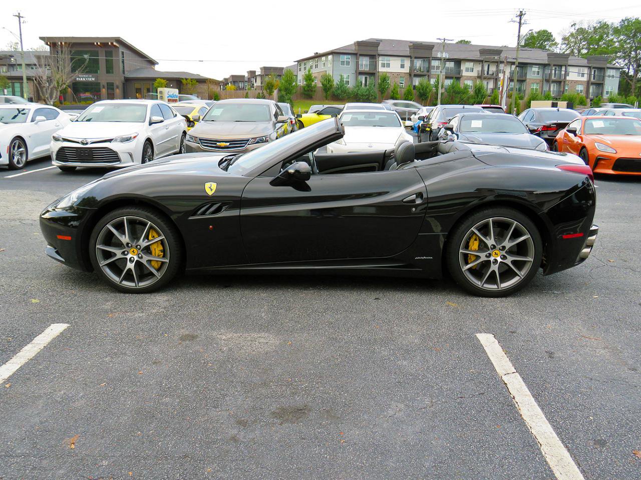 Used 2011 Ferrari California image 17