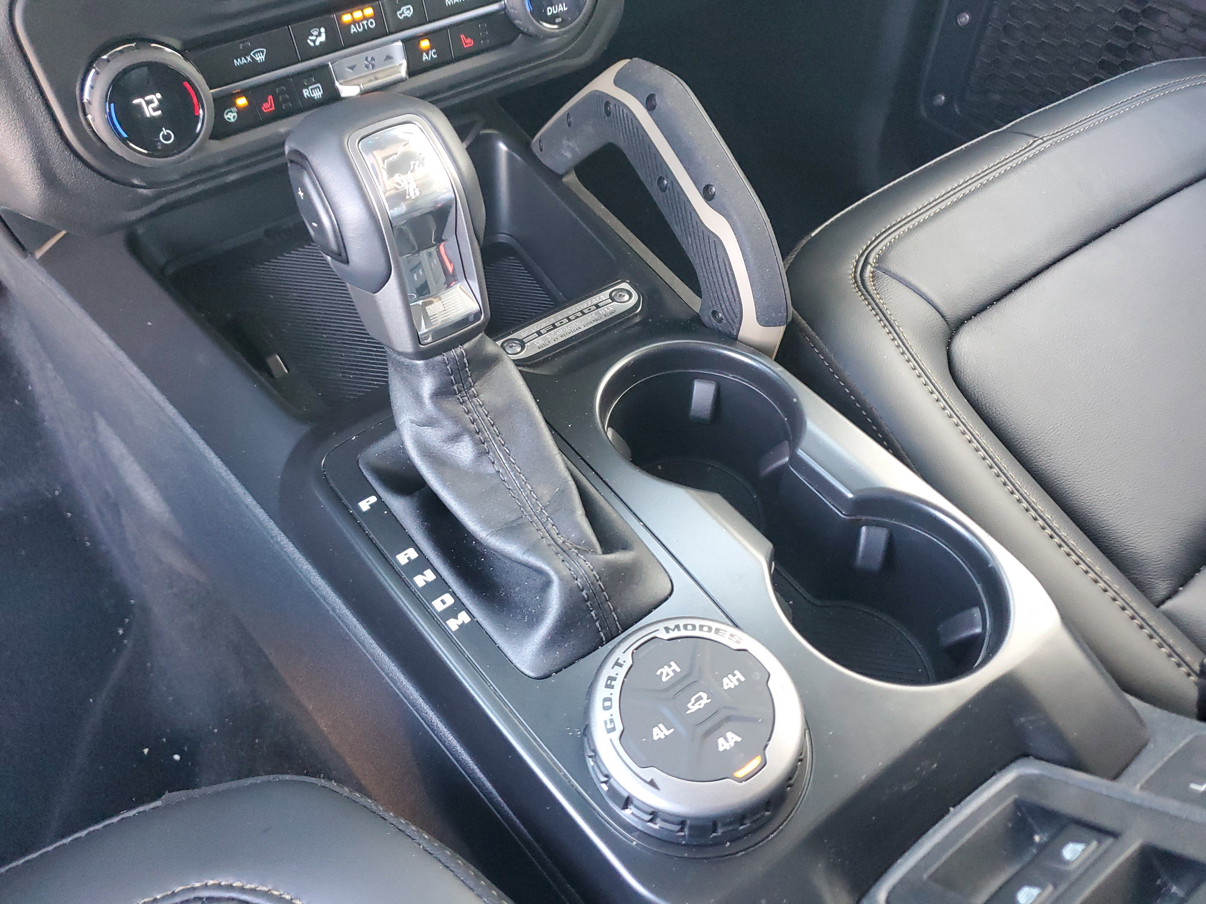 New 2025 Ford Bronco Badlands image 17