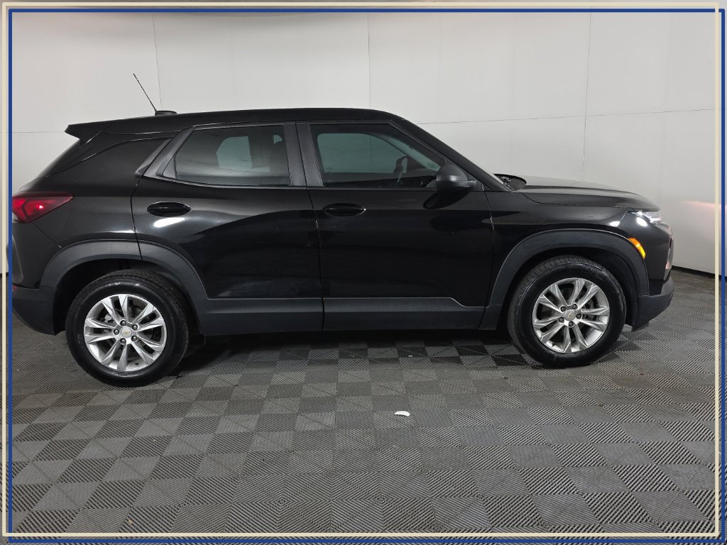 Certified 2023 Chevrolet TrailBlazer LS FWD image 4