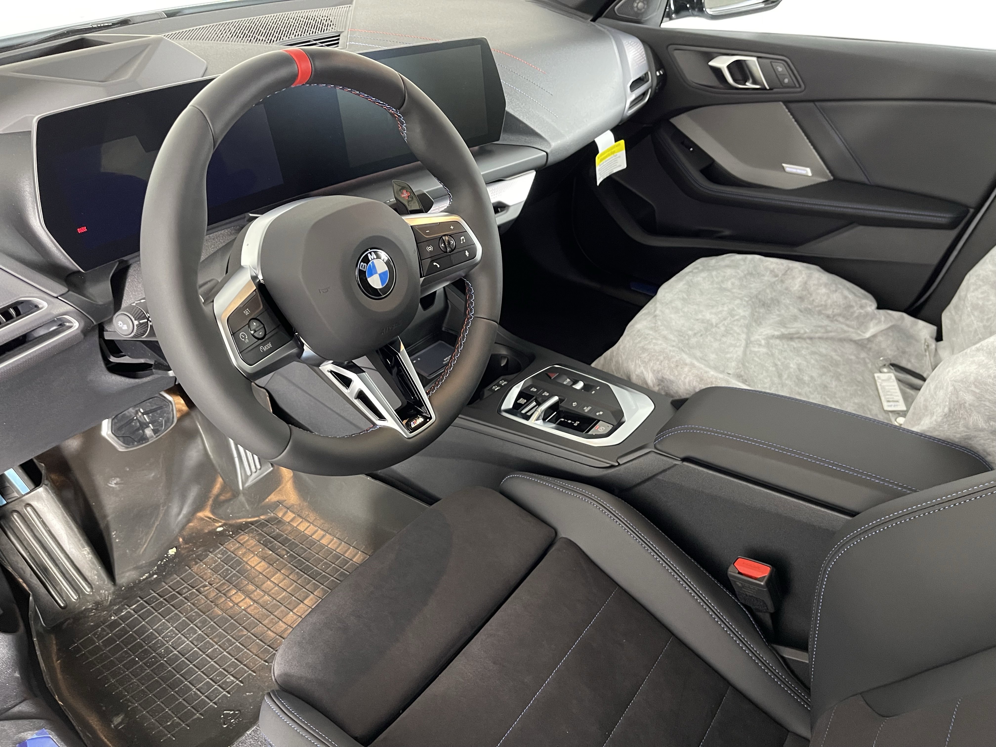 New 2026 BMW M235i xDrive w/ Technology Package image 10