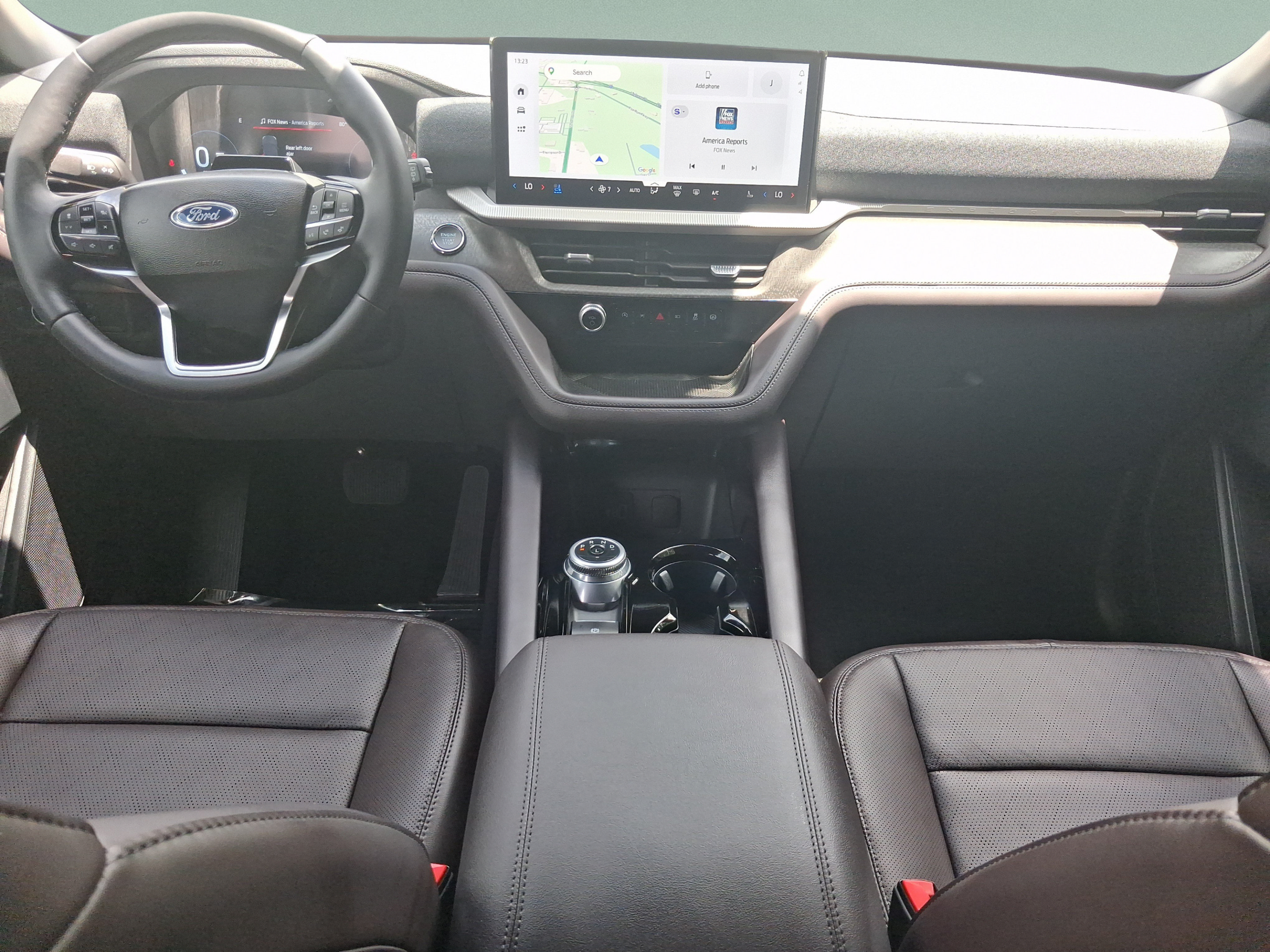 Used 2026 Ford Explorer Platinum RWD image 11