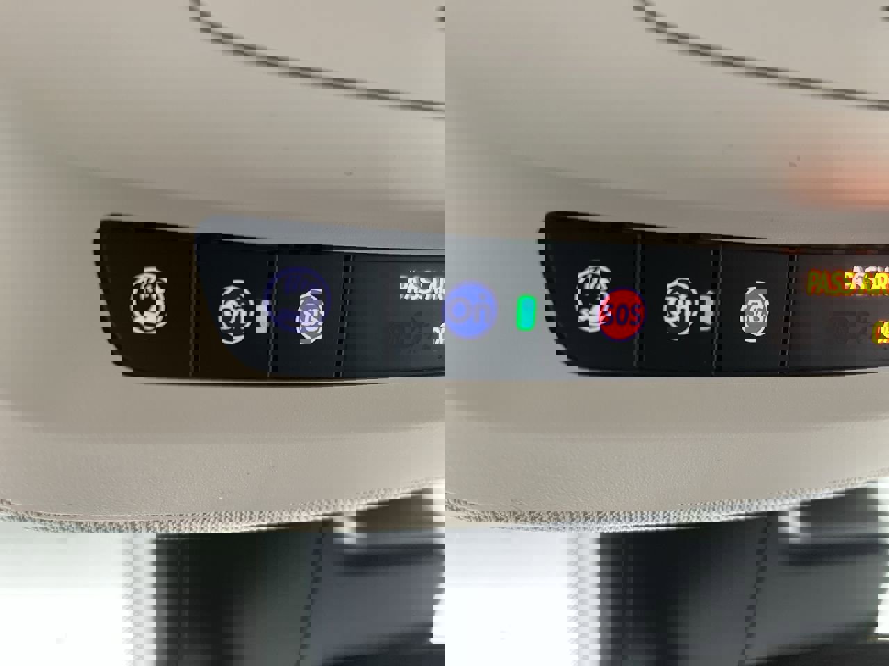 Certified 2023 Buick Envision Preferred w/ Sport Touring Package image 26