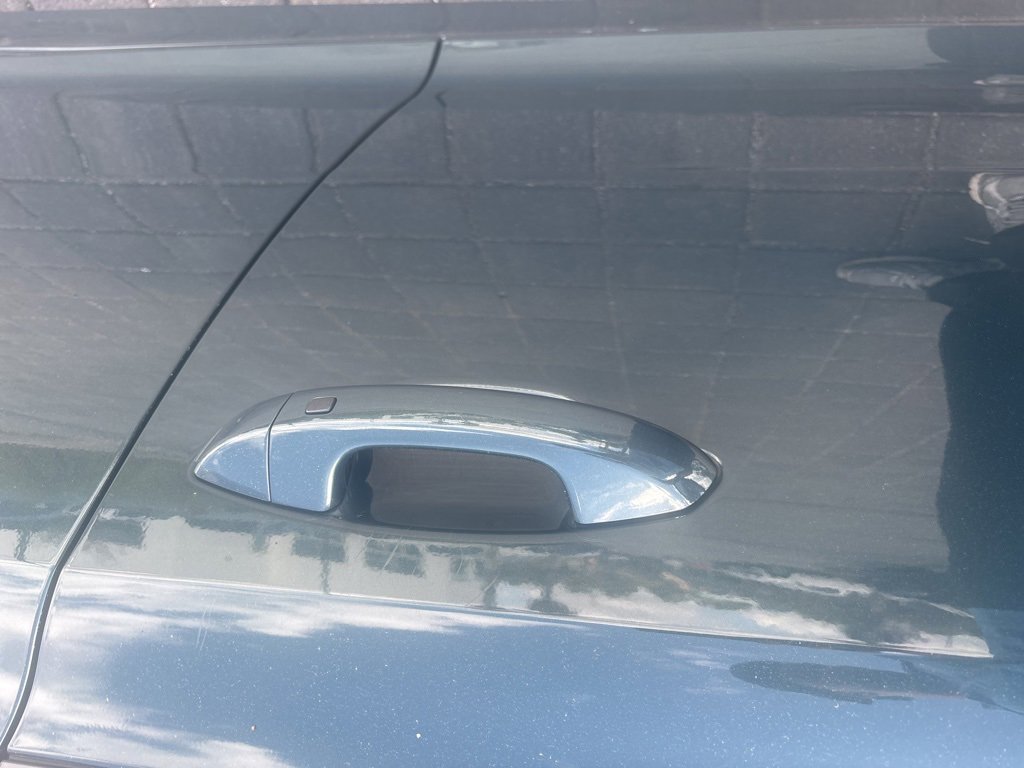 Used 2023 Kia Stinger GT-Line w/ Sun & Sound Package image 10