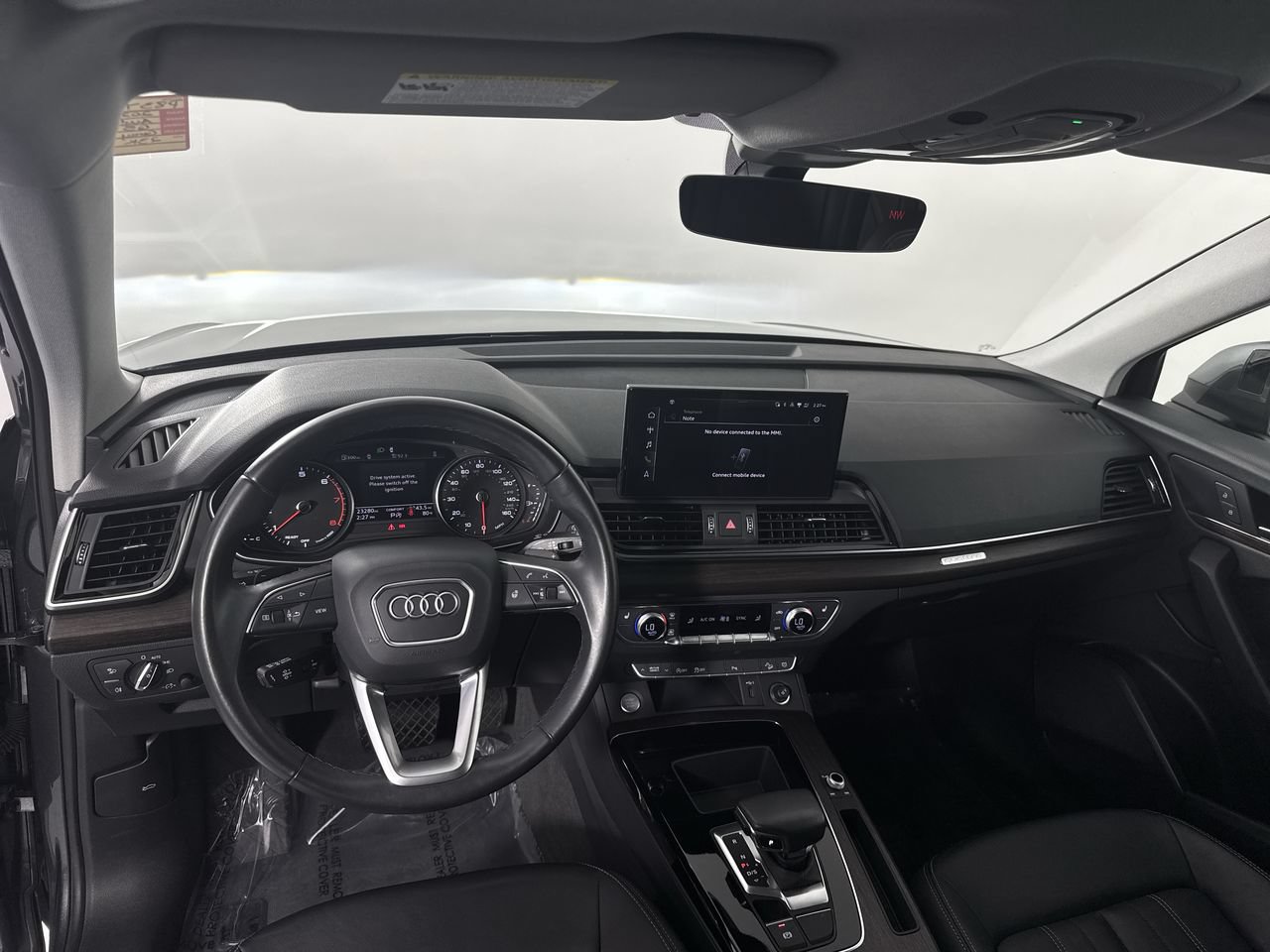Used 2023 Audi Q5 2.0T Premium w/ Convenience Package AWD/4WD image 9
