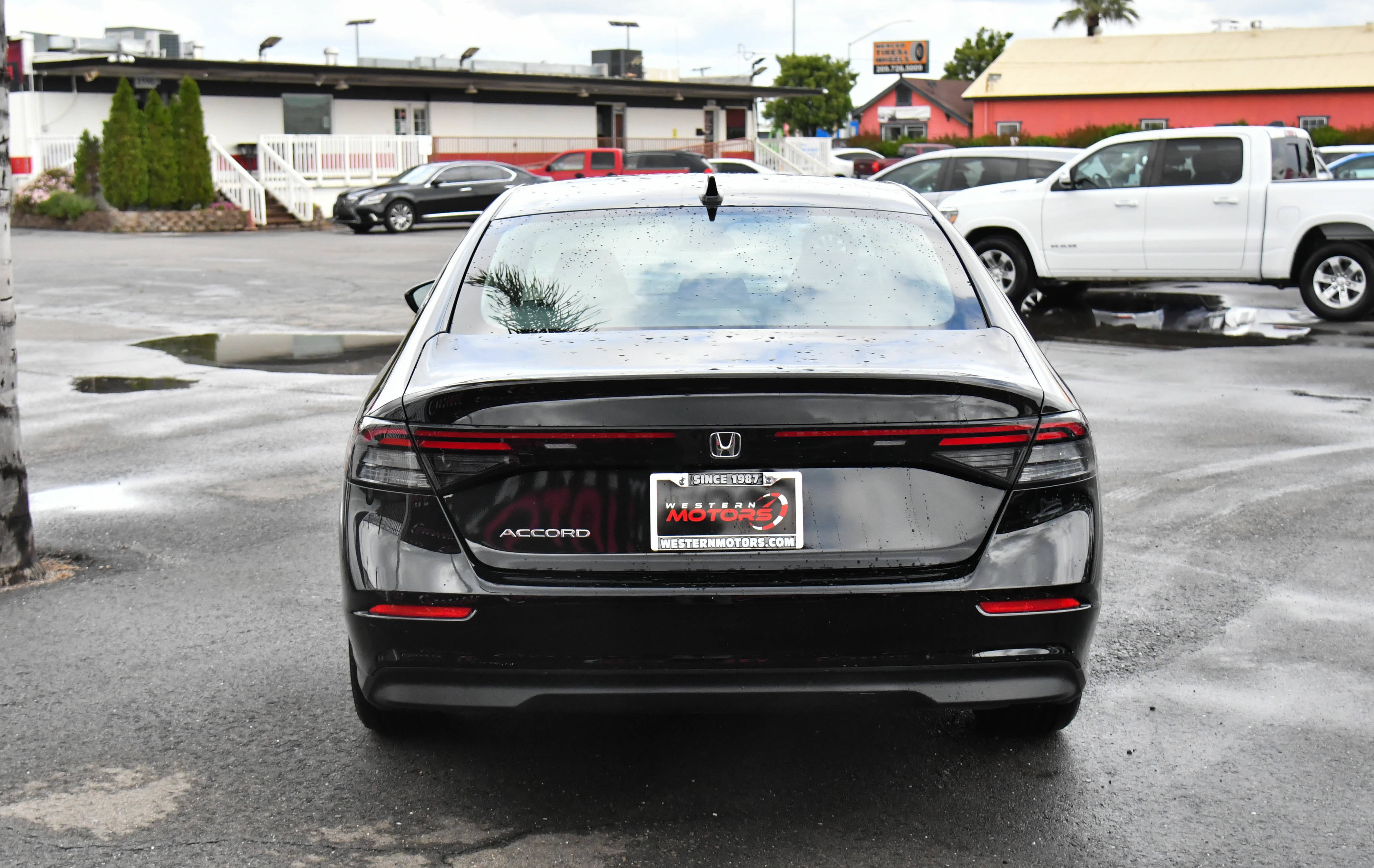 Used 2025 Honda Accord SE image 7