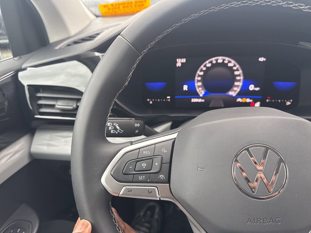 Used 2022 Volkswagen Taos S w/ IQ Drive S Package image 12