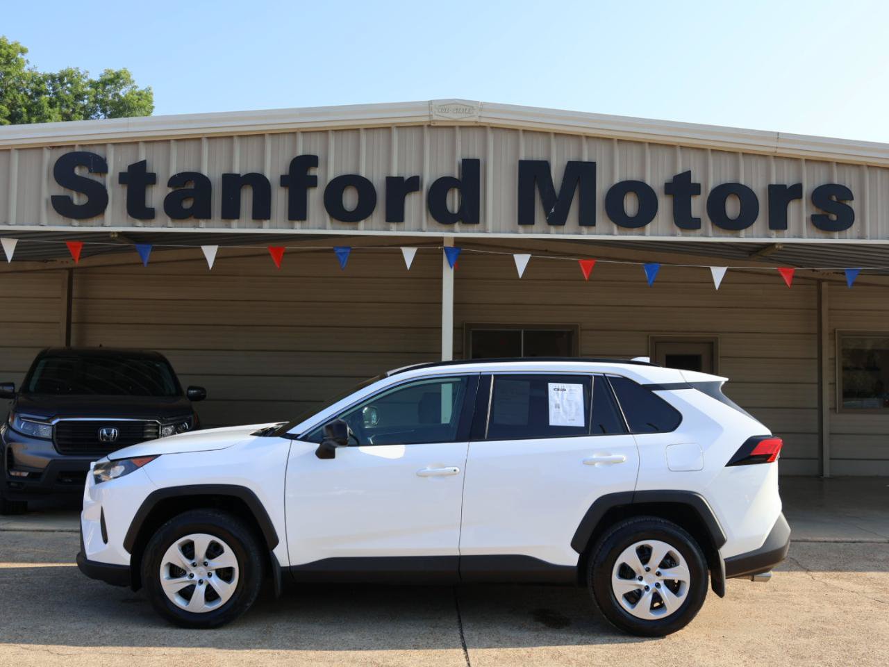 Used 2020 Toyota RAV4 LE w/ All Weather Liner Package FWD image 2