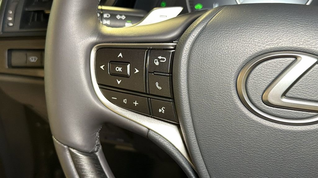 Certified 2025 Lexus ES 300h w/ Luxury Package FWD image 23