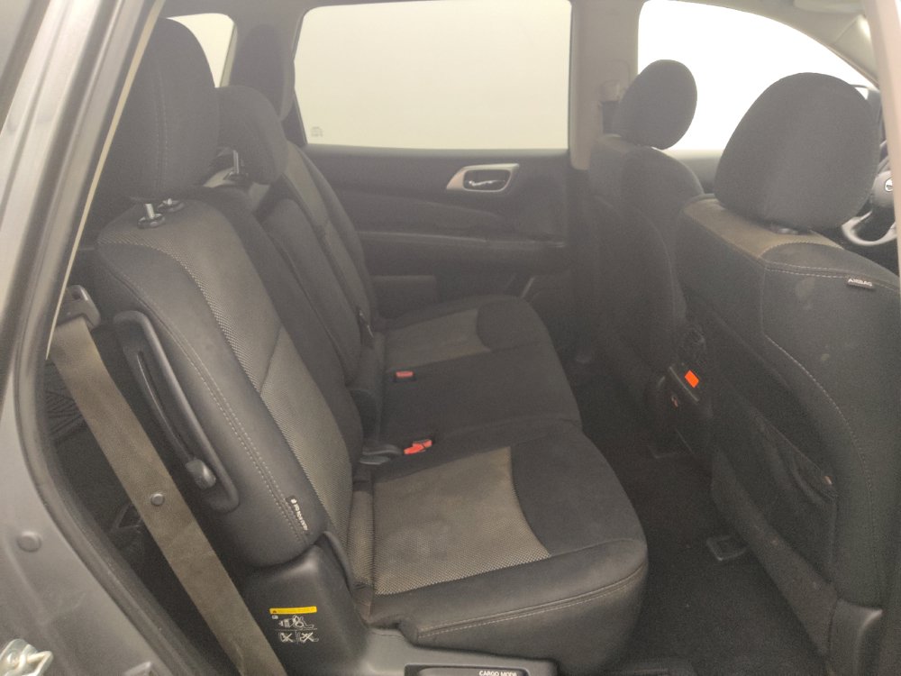 Used 2019 Nissan Pathfinder S FWD image 19