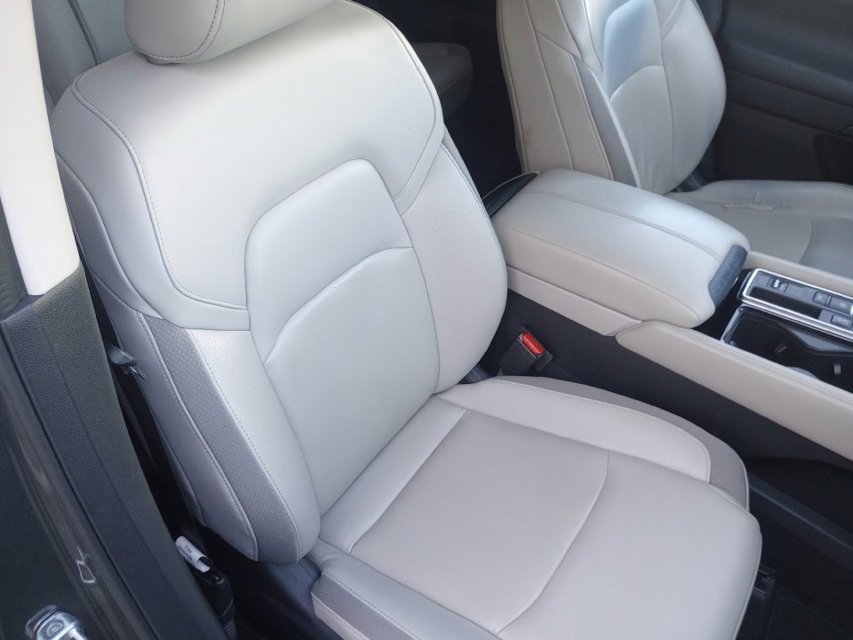 Used 2022 Nissan Pathfinder SL w/ Cargo Package image 32