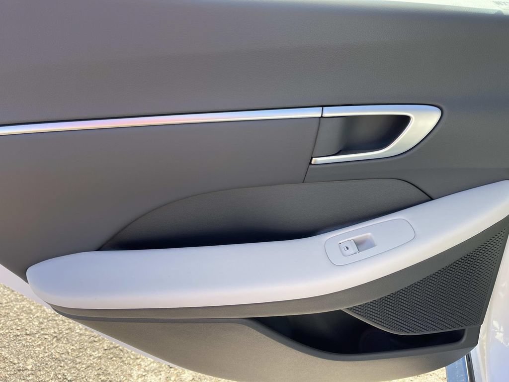 New 2026 Hyundai Sonata SEL FWD image 19