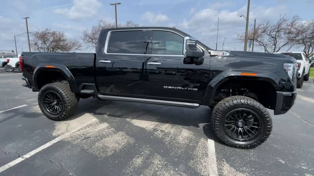 New 2026 GMC Sierra 2500 Denali w/ Denali Reserve Package AWD/4WD image 3