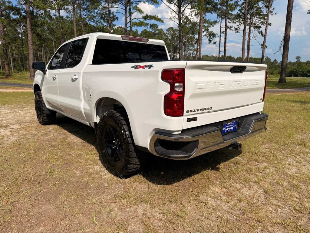 Used 2025 Chevrolet Silverado 1500 LT w/ Work Truck Package AWD/4WD image 3