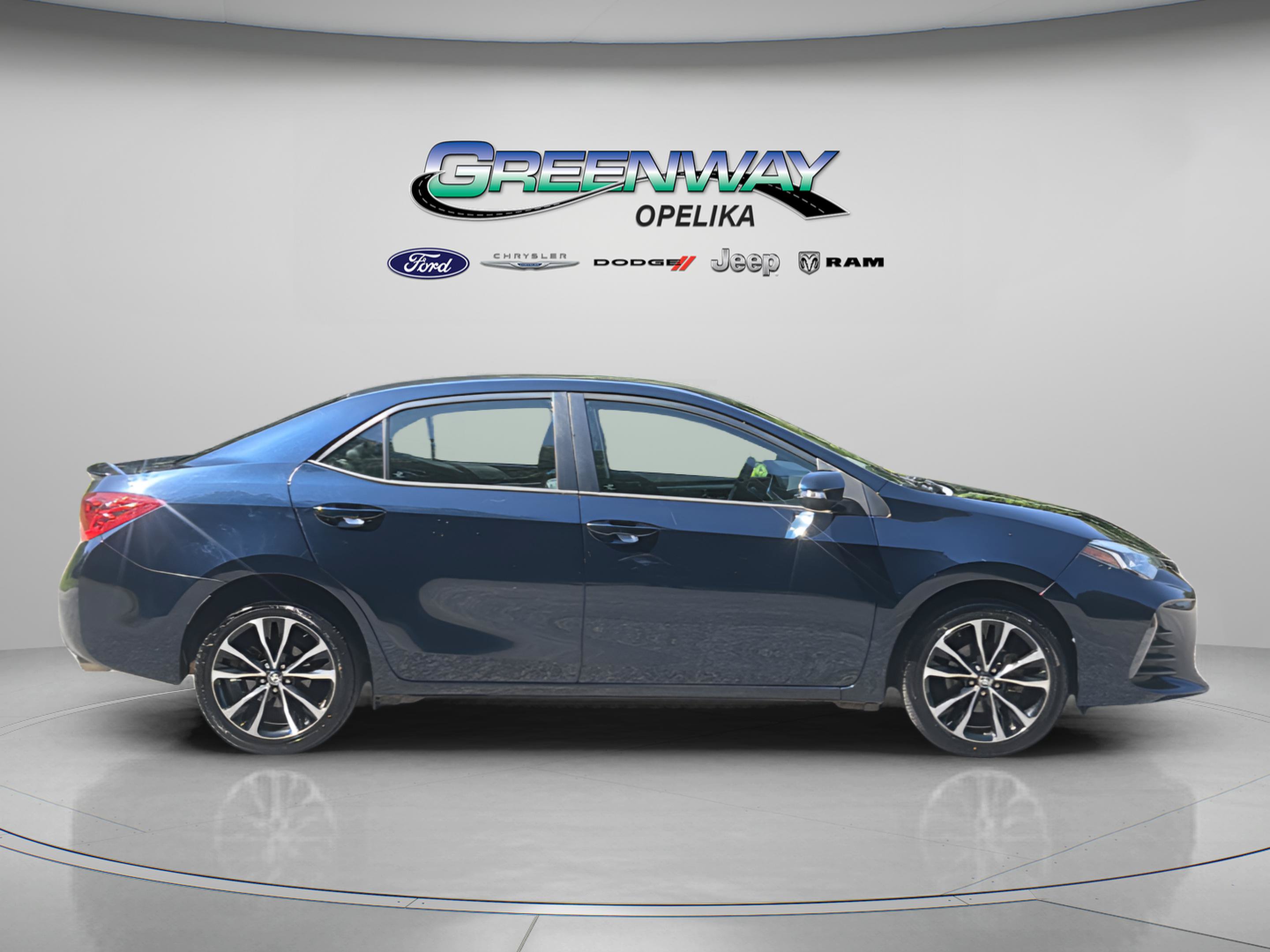 Used 2019 Toyota Corolla SE FWD image 8