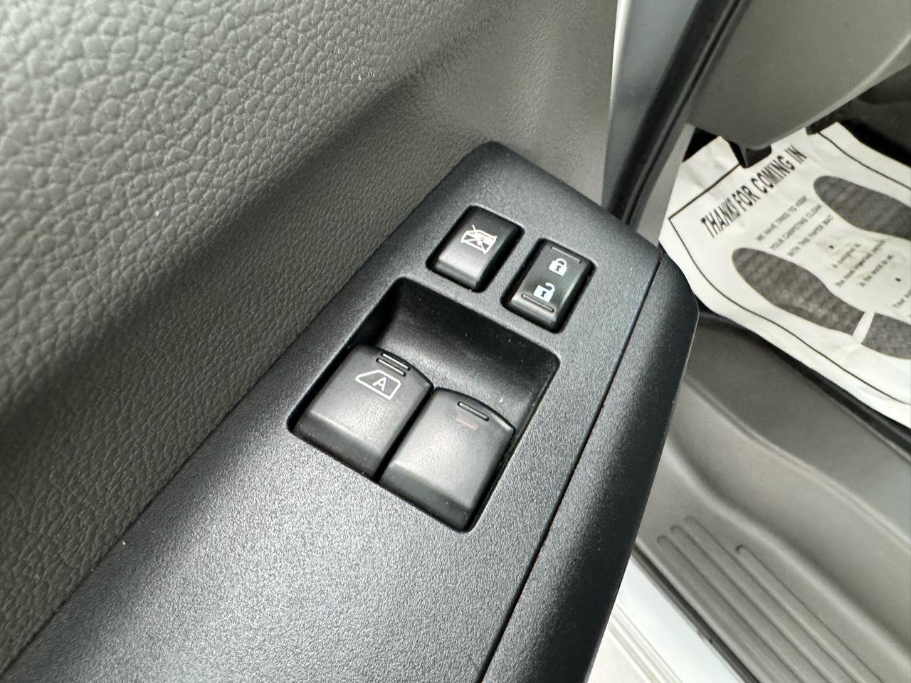 Used 2014 Nissan NV 3500 SV w/ Technology Package RWD image 10