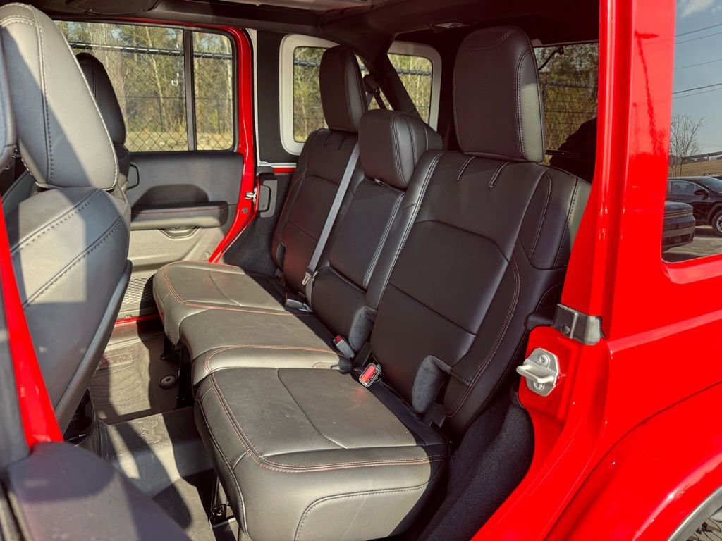 Used 2024 Jeep Wrangler Unlimited Rubicon image 20