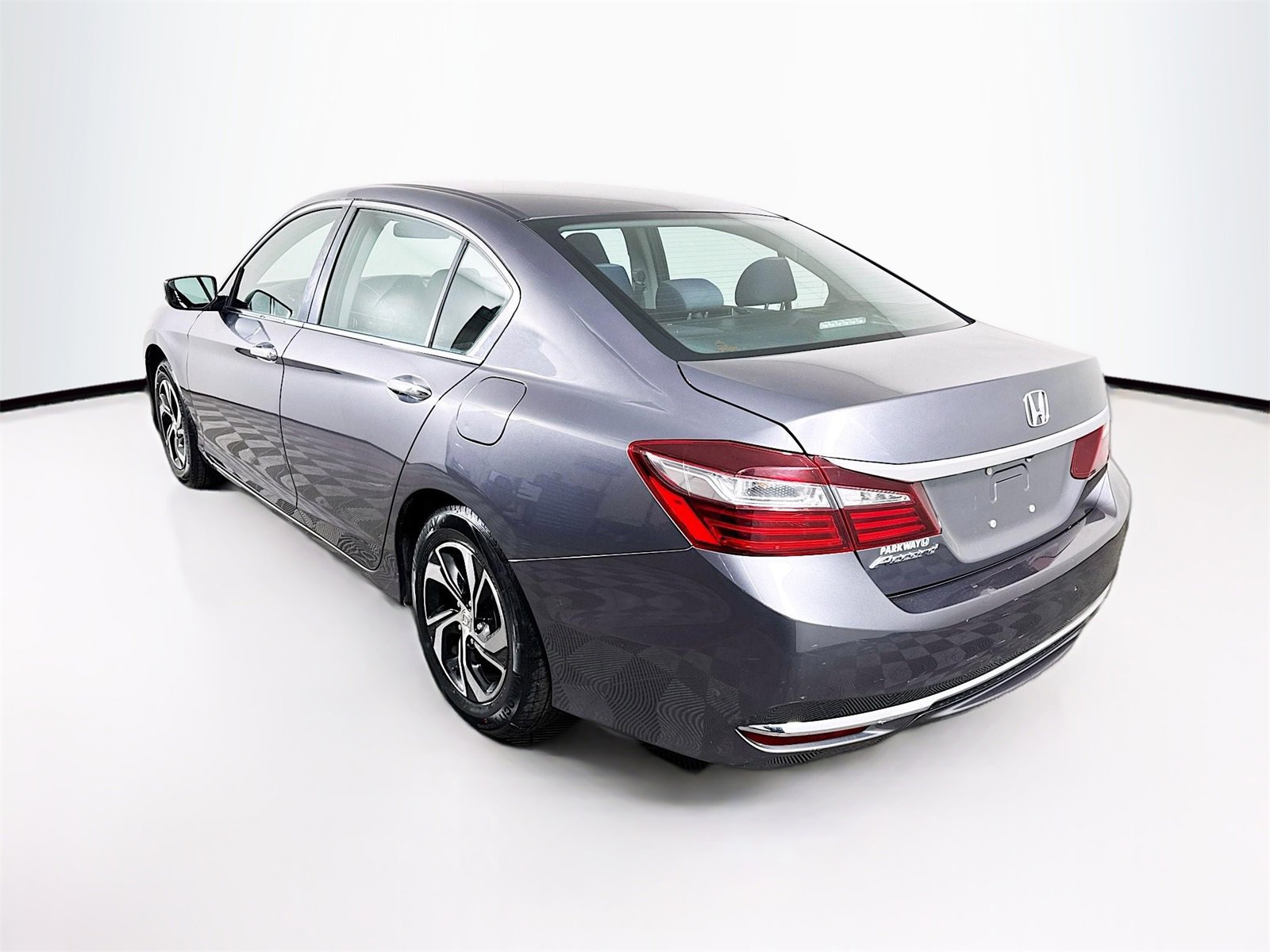 Used 2016 Honda Accord LX image 5