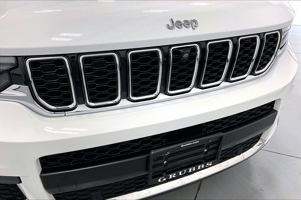 Used 2023 Jeep Grand Cherokee L Limited w/ Luxury Tech Group II RWD image 39