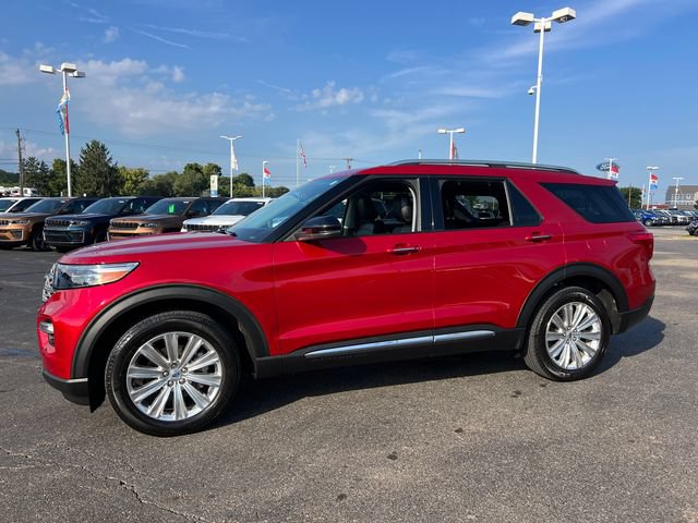 Used 2022 Ford Explorer Limited w/ Equipment Group 301A AWD/4WD image 3